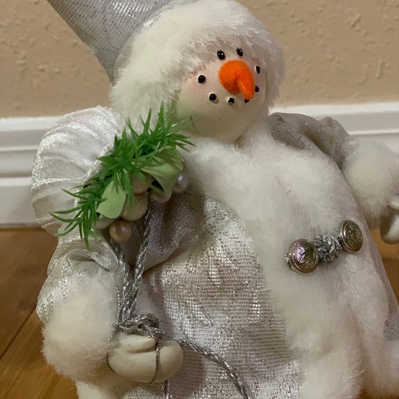 Christmas Decorations - Picture 6 of 7